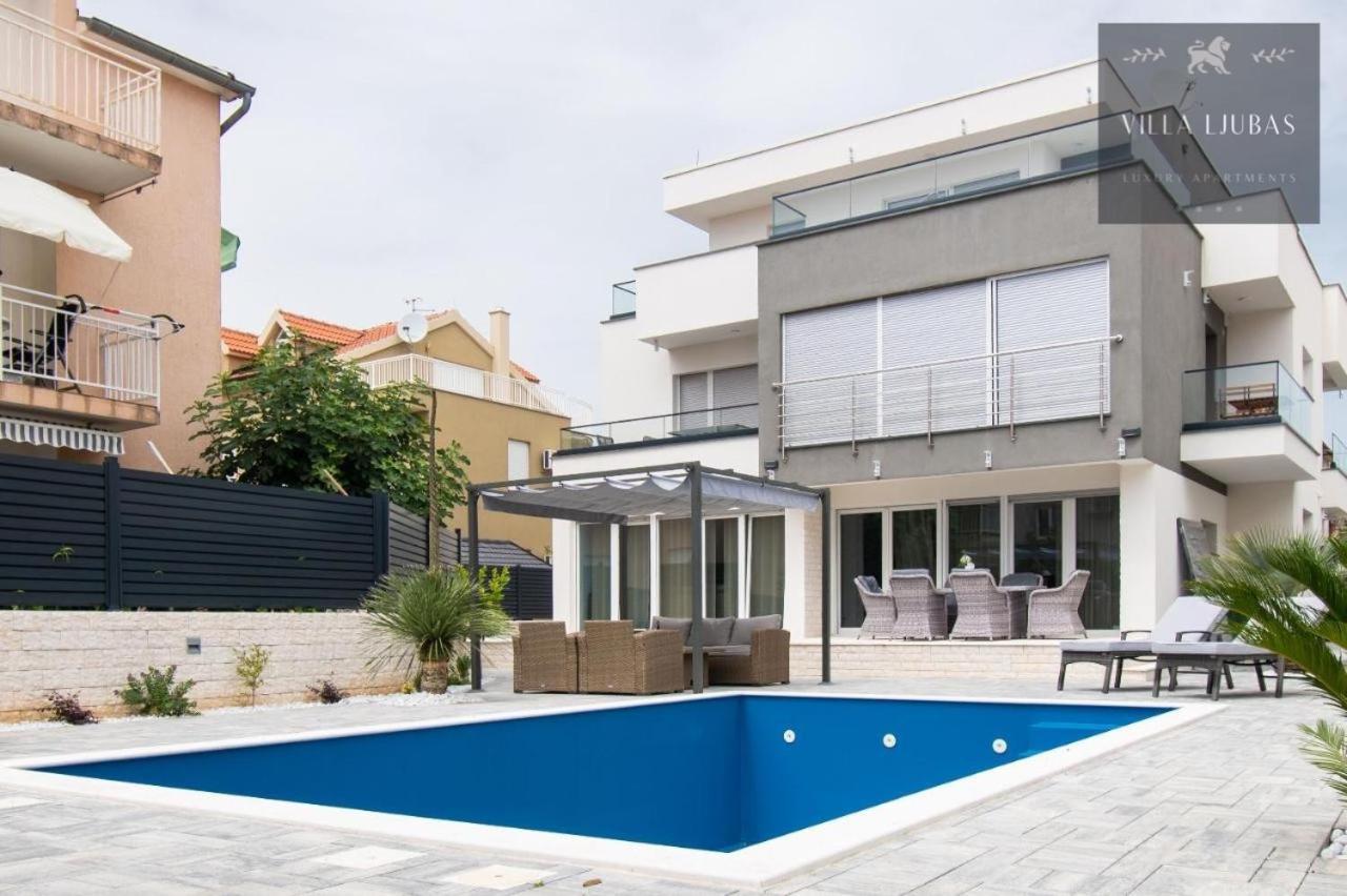 Villa Ljubas Srima Extérieur photo